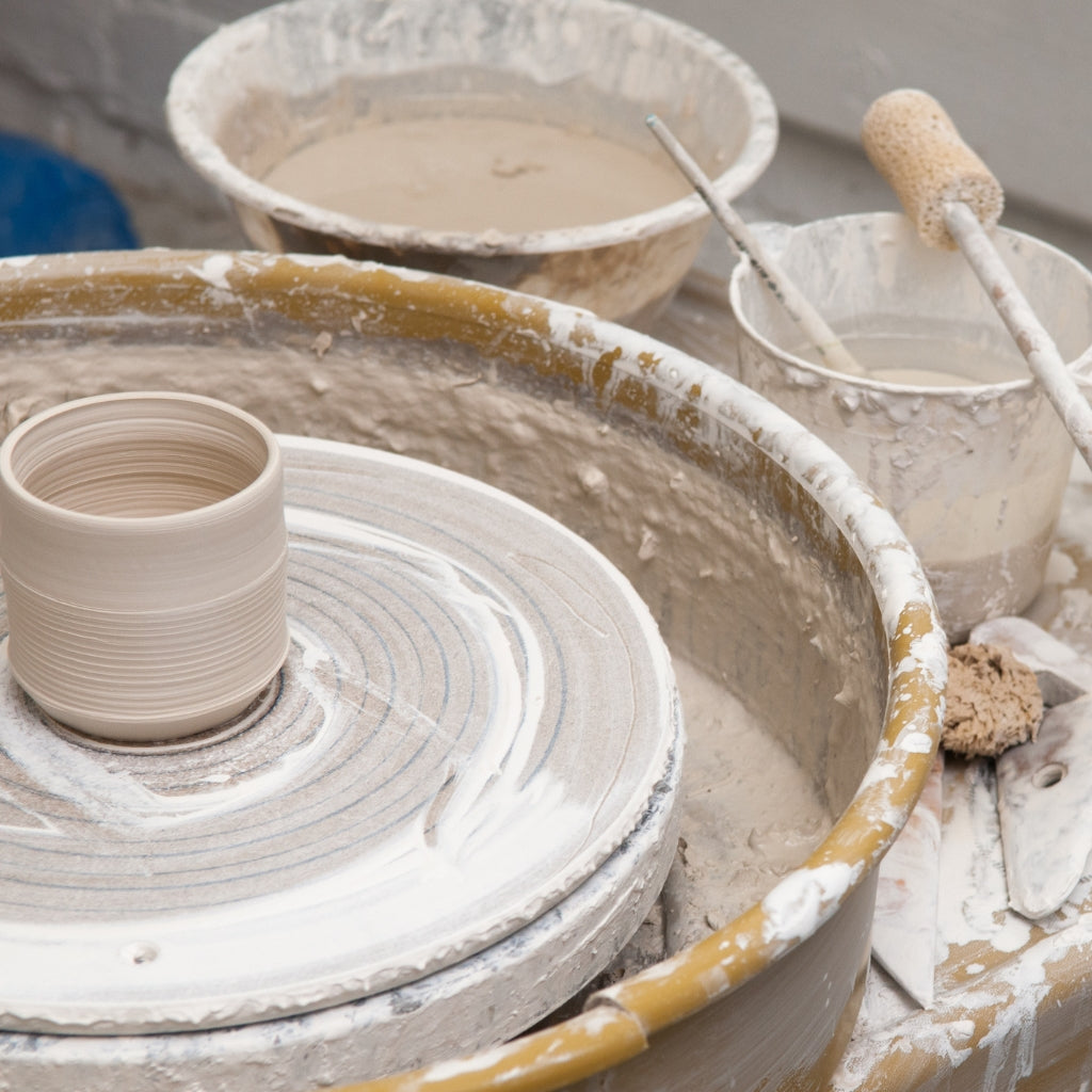 Keramik kursus sjælland – Kreative oplevelser hos CREATØR